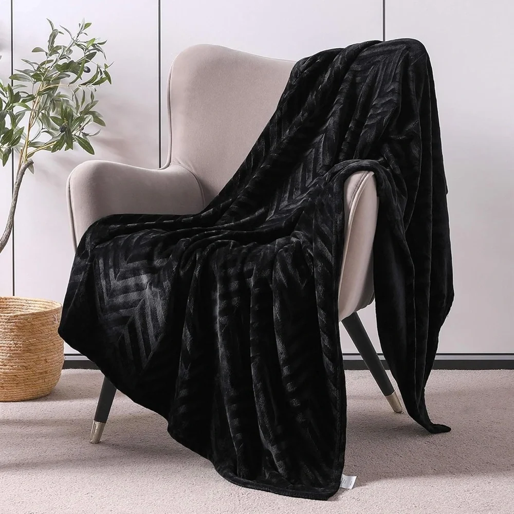 NEW West Elm Black Fleece Fuzzy Soft Throw Blanket Bedspread Bedding - 50
